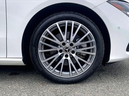 Certified 2024 Mercedes-Benz CLA 250 4MATIC image 9