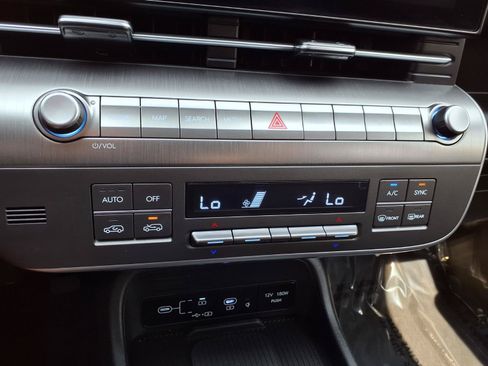 Used 2026 Hyundai Kona SEL Sport FWD image 6