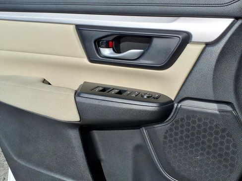 Used 2020 Honda CR-V LX image 27