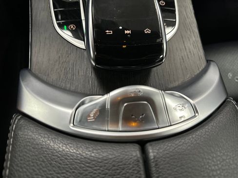 Used 2020 Mercedes-Benz C 300 4MATIC Cabriolet image 31