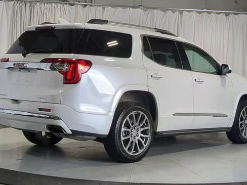 Used 2023 GMC Acadia Denali w/ Denali Technology Package AWD/4WD image 10