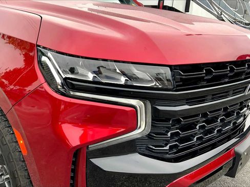 Used 2023 Chevrolet Tahoe Z71 w/ Luxury Package image 24