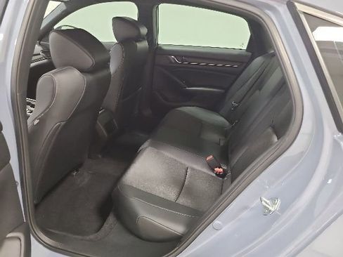 Used 2022 Honda Accord Sport image 14