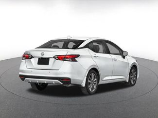 Used 2025 Nissan Versa SV FWD video 2