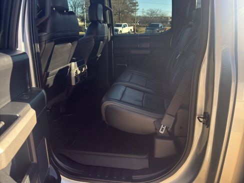 Used 2018 Ford F150 Raptor w/ Equipment Group 802A Luxury image 9