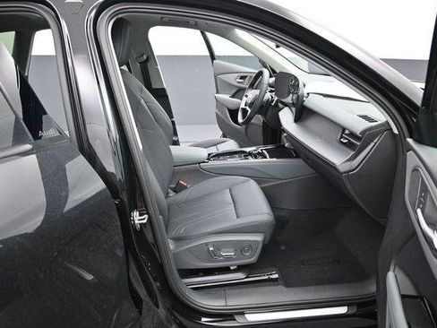 New 2026 Audi Q3 quattro 2.0T AWD/4WD image 14
