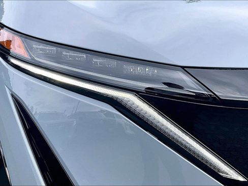 Used 2024 Nissan Ariya FWD image 31