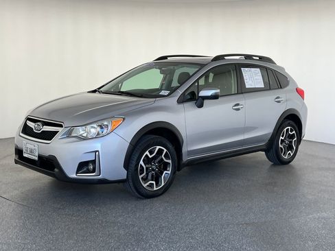 Used 2017 Subaru Crosstrek 2.0i Limited AWD/4WD image 9