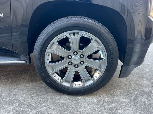 Used 2019 GMC Yukon SLE w/ Convenience Package image 32