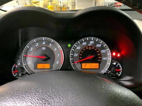 Used 2010 Toyota Corolla S image 26