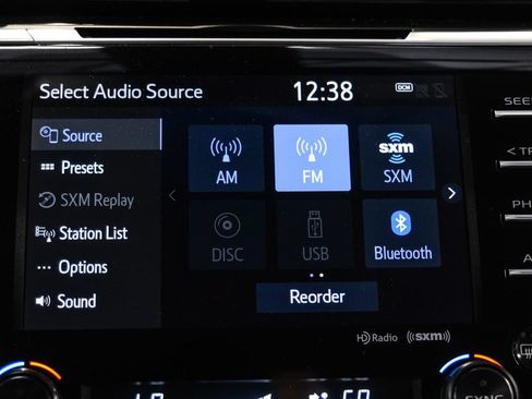Used 2019 Toyota Camry XSE FWD image 30