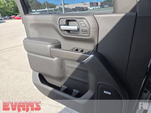 Used 2021 GMC Sierra 1500 AT4 w/ AT4 Value Package AWD/4WD image 22