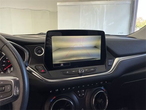 Certified 2024 Chevrolet Blazer LT w/ Convenience Package image 27