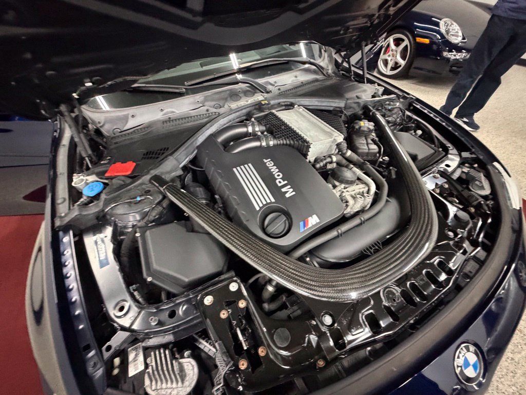 Used 2018 BMW M3 RWD image 40