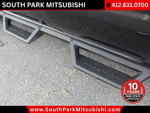 Used 2025 Nissan Frontier PRO-4X AWD/4WD image 29