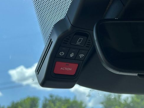 Used 2024 Toyota bZ4X FWD image 35