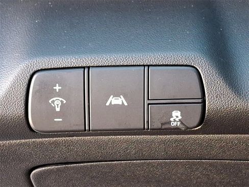 Used 2023 Hyundai Elantra SEL w/ Convenience Package image 25