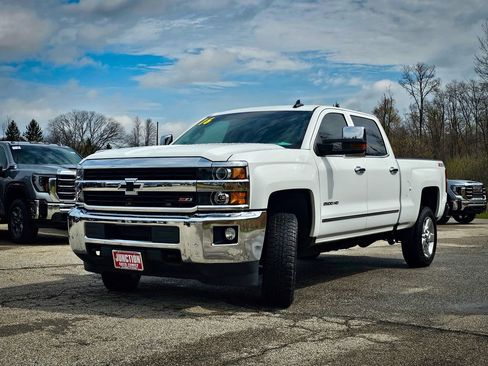 Used 2016 Chevrolet Silverado 2500 LTZ w/ LTZ Plus Package AWD/4WD image 8