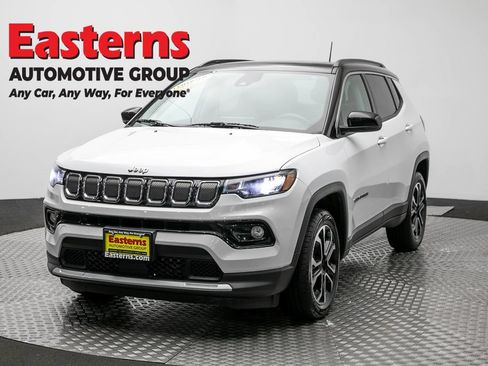 Used 2022 Jeep Compass Limited w/ Sun and Sound Group AWD/4WD image 1