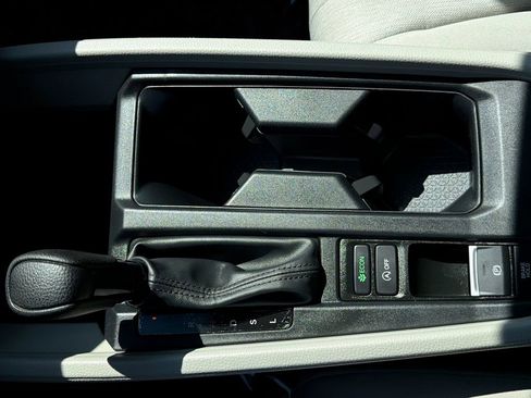 Used 2023 Honda Accord LX image 21