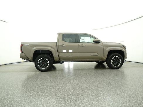 New 2026 Toyota Tacoma TRD Sport image 32