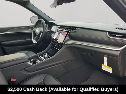 New 2025 Jeep Grand Cherokee L Limited w/ Luxury Tech Group II RWD image 46