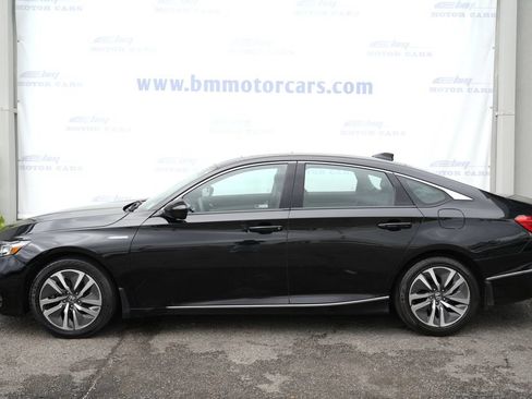 Used 2018 Honda Accord EX image 8
