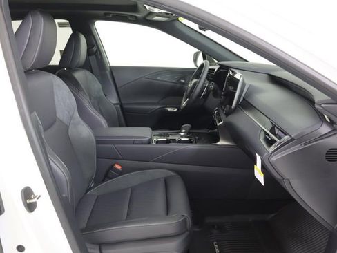 New 2026 Lexus RX 450h AWD image 13