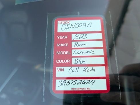 Used 2023 RAM 1500 Laramie image 40