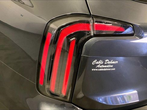 Used 2024 Kia Telluride SX Prestige w/ Towing Package AWD/4WD image 27