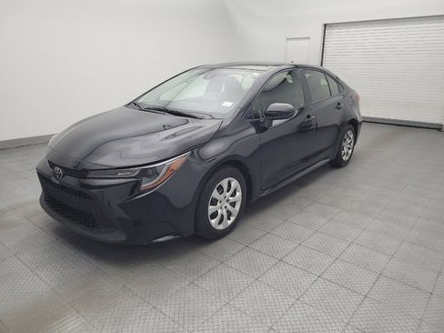 Used 2022 Toyota Corolla LE FWD image 2