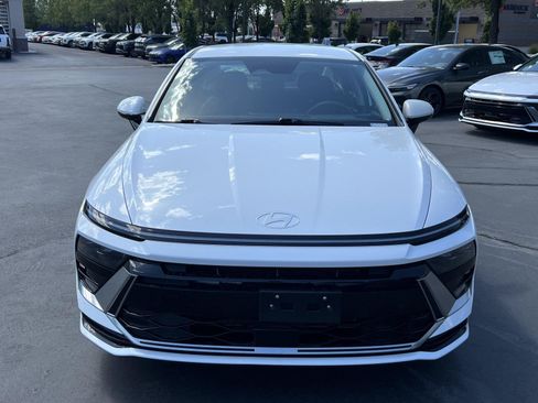 Used 2024 Hyundai Sonata SEL FWD image 3