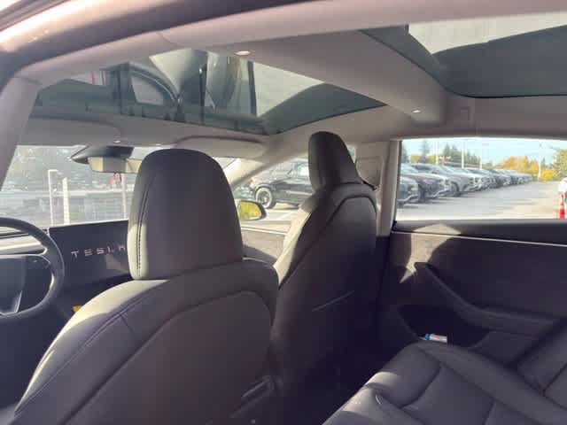 Used 2024 Tesla Model 3 Long Range AWD/4WD image 9
