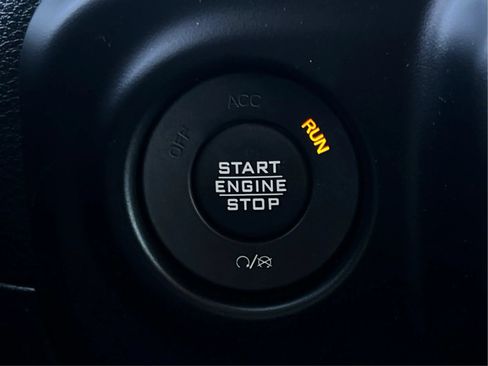 Used 2020 Jeep Wrangler Unlimited Sport AWD/4WD image 38