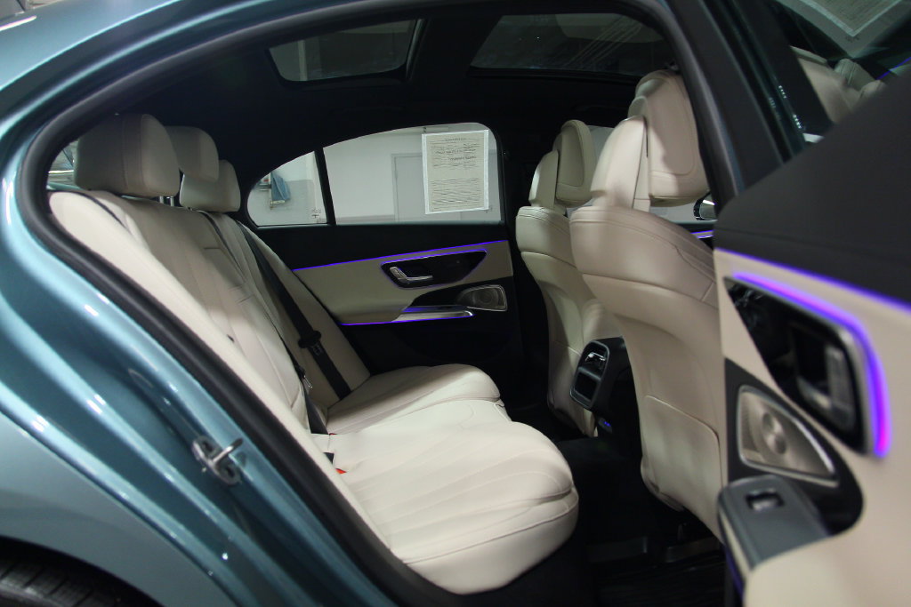 Certified 2026 Mercedes-Benz E 350 4MATIC Sedan image 25