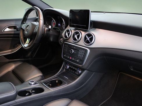 Used 2017 Mercedes-Benz GLA 250 image 22