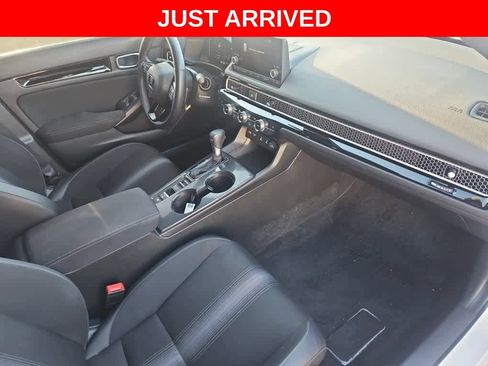 Used 2025 Honda Civic Sport image 13