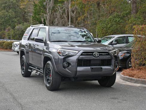 Used 2023 Toyota 4Runner SR5 image 6