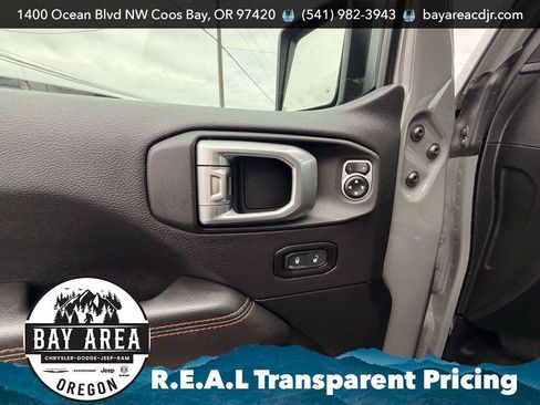 Used 2020 Jeep Gladiator Mojave AWD/4WD image 11