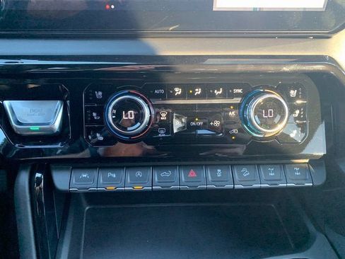 New 2026 GMC Sierra 1500 AT4X image 27