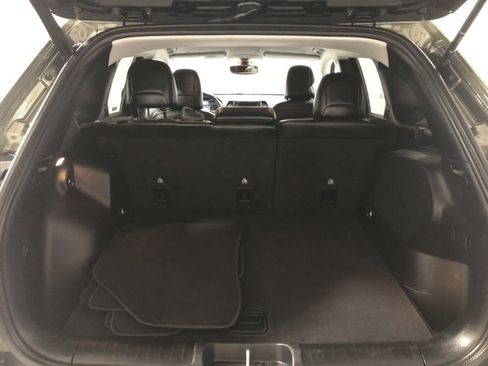 Used 2020 Jeep Cherokee Limited image 8