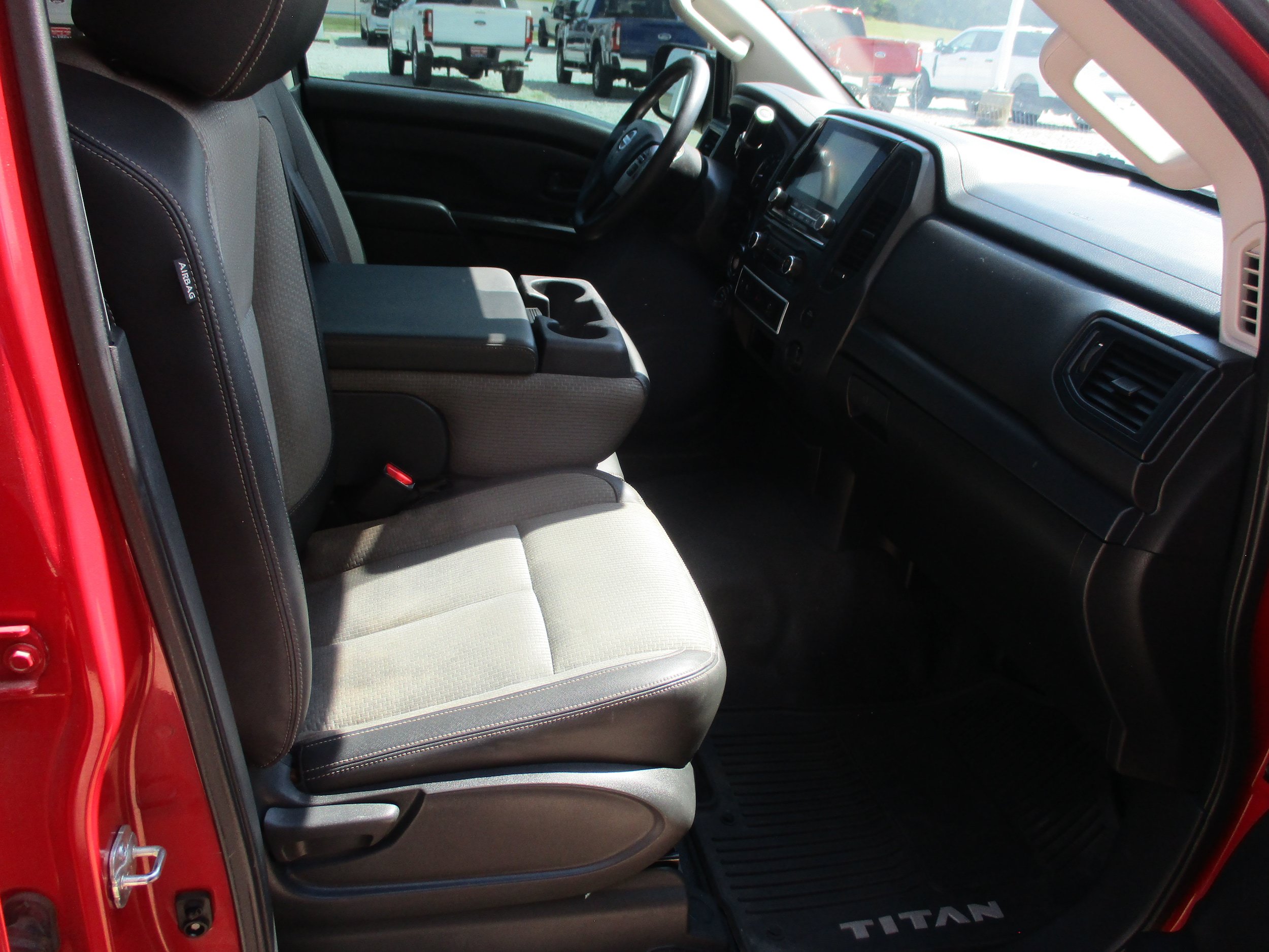 Used 2021 Nissan Titan S w/ S Utility Package AWD/4WD image 11