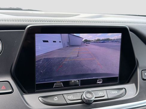 Used 2022 Chevrolet Blazer LT AWD/4WD image 13