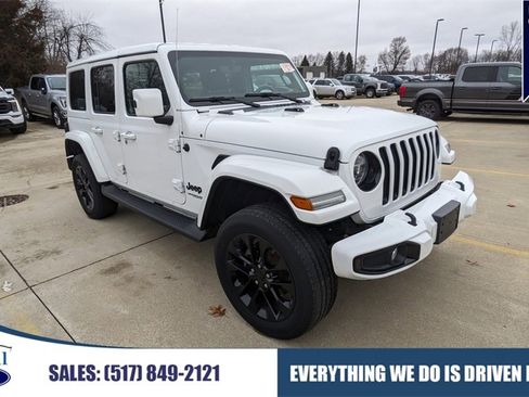 Used 2021 Jeep Wrangler Unlimited Sahara image 1