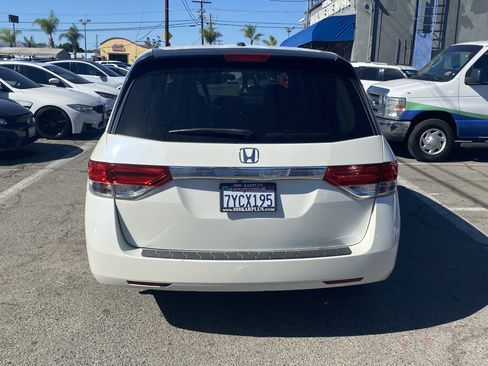 Used 2017 Honda Odyssey SE image 7