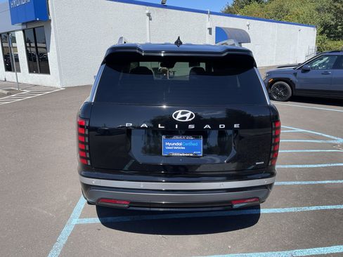 Certified 2026 Hyundai Palisade Limited AWD/4WD image 4
