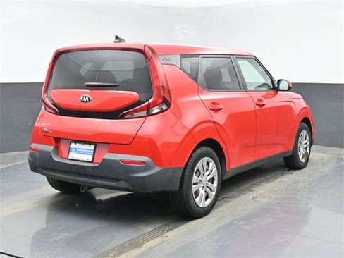 Used 2020 Kia Soul LX image 10