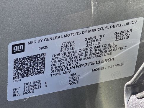New 2026 Chevrolet Equinox EV LT w/ LPO, Blackout Package image 34