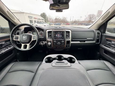 Used 2018 RAM 1500 Laramie image 13