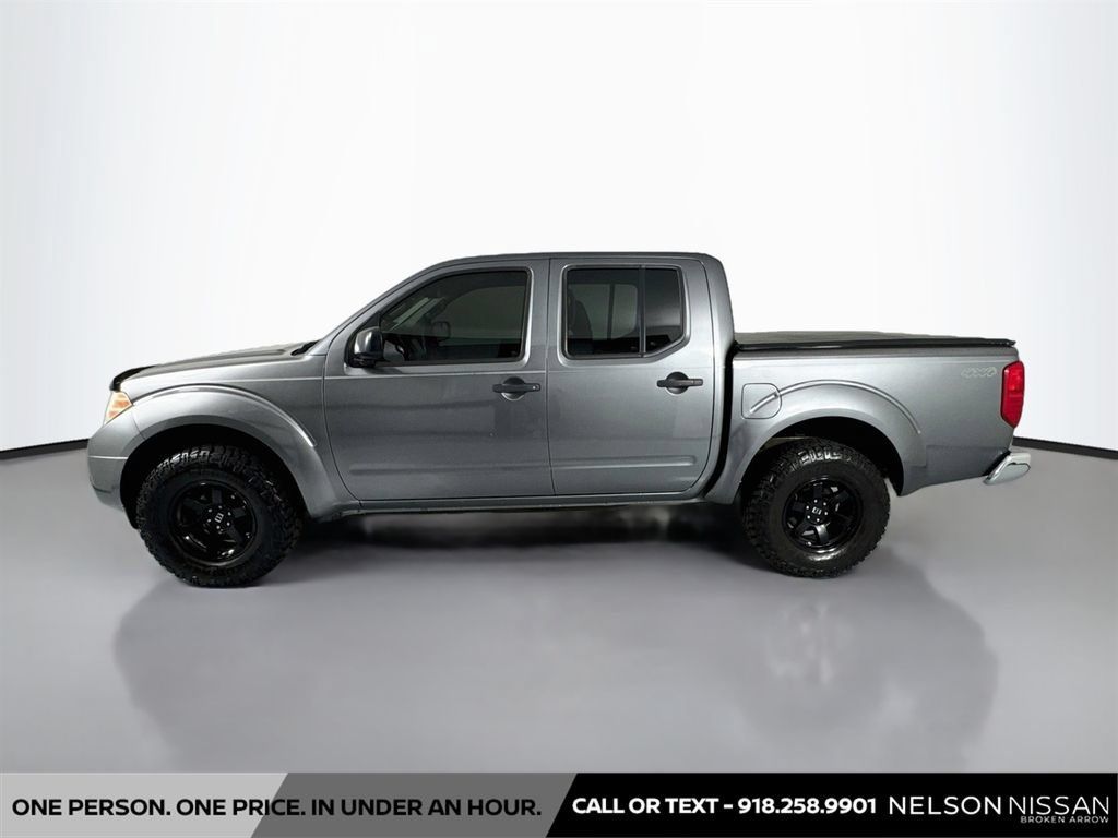 Used 2016 Nissan Frontier SV AWD/4WD image 8